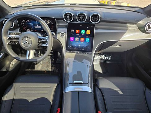 Used 2026 Mercedes-Benz GLC 300 4MATIC image 19