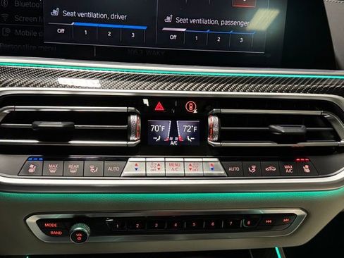 Used 2022 BMW X5 M50i w/ Premium Package image 25