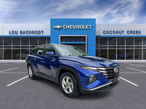 Used 2024 Hyundai Tucson SE FWD image 1
