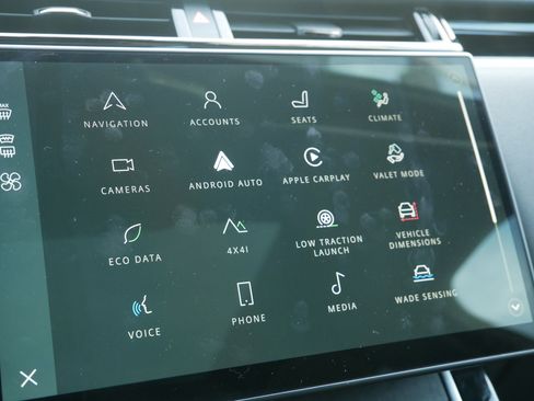 Used 2025 Land Rover Range Rover Velar Dynamic SE image 30