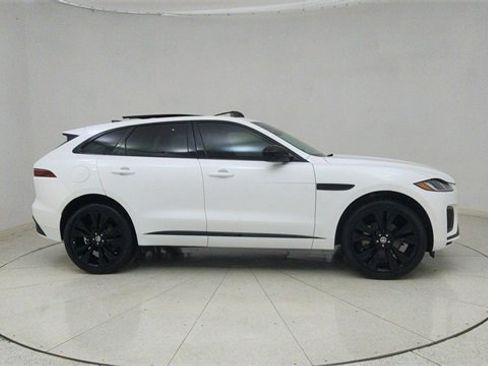 Used 2025 Jaguar F-PACE R-Dynamic S image 62