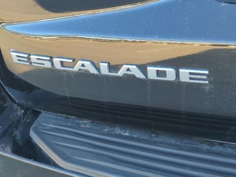 Used 2023 Cadillac Escalade Sport image 7