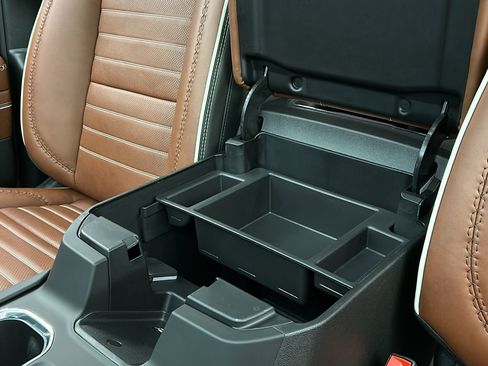 Used 2025 GMC Sierra 3500 Denali Ultimate image 34