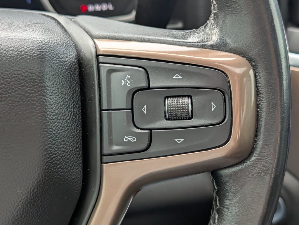 Used 2022 Chevrolet Silverado 3500 High Country w/ Safety Package II AWD/4WD image 25