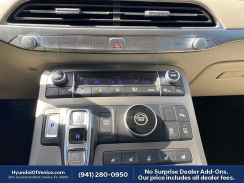Used 2020 Hyundai Palisade Limited FWD image 16