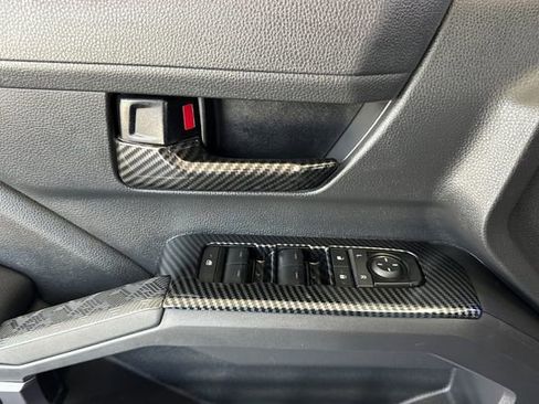 Used 2025 Toyota Tacoma TRD Sport AWD/4WD image 14