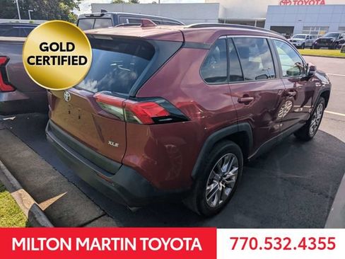 Used 2023 Toyota RAV4 XLE Premium FWD image 3