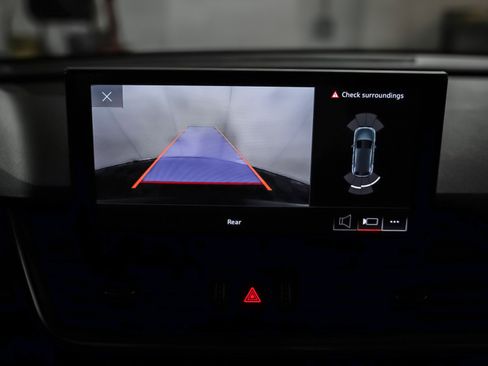 Used 2023 Audi Q5 2.0T Premium w/ Convenience Package image 21