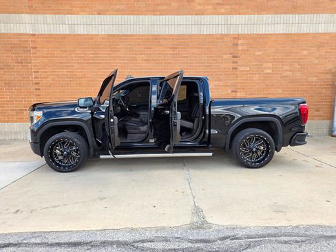 Used 2019 GMC Sierra 1500 Denali w/ Denali Ultimate Package AWD/4WD image 9