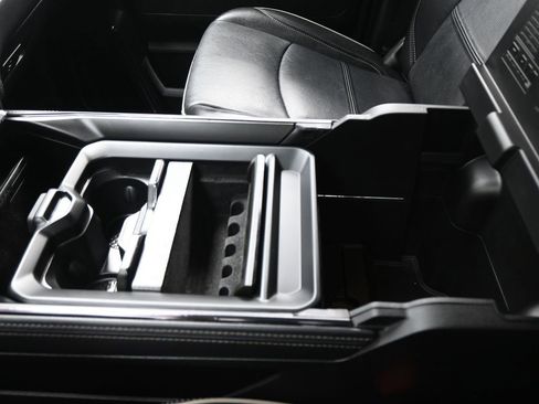 Used 2023 RAM 2500 Limited image 28