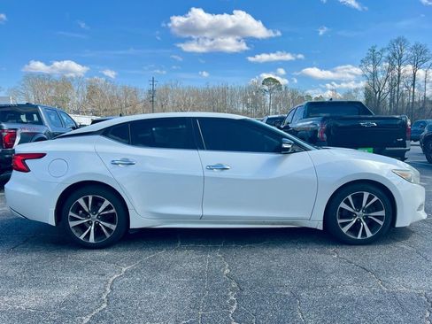 Used 2016 Nissan Maxima 3.5 SV image 2