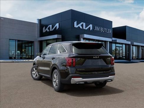 New 2026 Kia Sorento LX FWD image 4