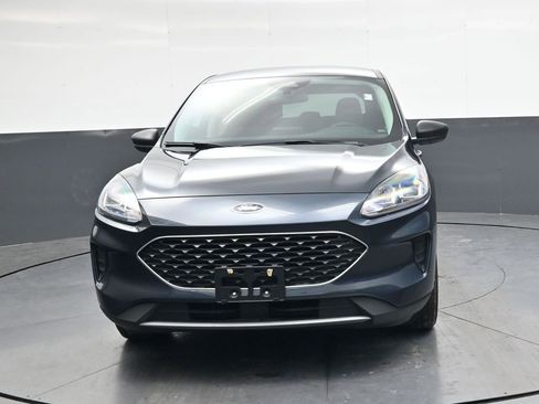 Used 2022 Ford Escape SE w/ Cold Weather Package image 10