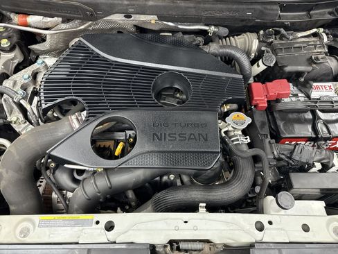 Used 2016 Nissan Juke SV image 42