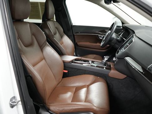 Used 2019 Volvo XC90 T6 Momentum w/ Advanced Package AWD/4WD image 34