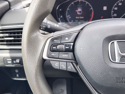 Used 2018 Honda Accord LX image 27