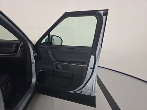 Used 2023 Rivian R1S Adventure image 19