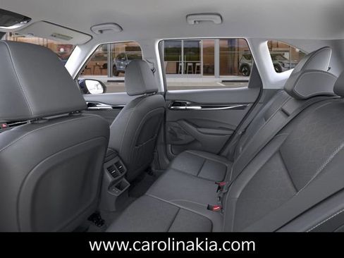 New 2026 Kia Seltos EX image 17
