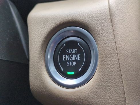 Used 2021 Chevrolet Tahoe Premier AWD/4WD image 27