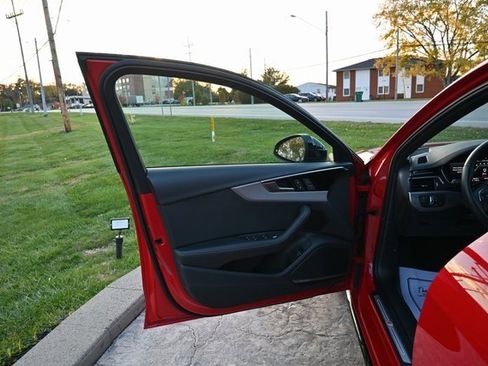 Used 2022 Audi A4 2.0T Premium Plus image 25