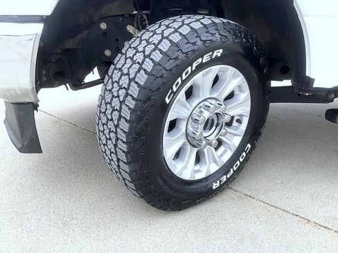 Used 2022 Ford F250 XLT image 25