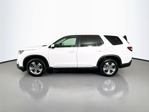 Used 2024 Honda Pilot EX-L image 8