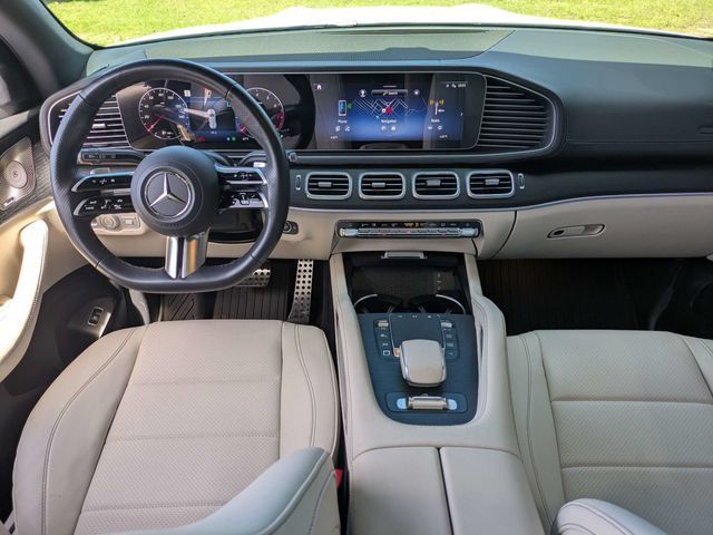 Used 2025 Mercedes-Benz GLS 450 4MATIC image 20