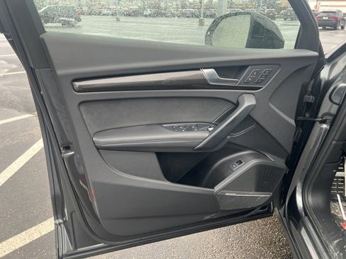 Used 2024 Audi SQ5 Premium Plus image 5