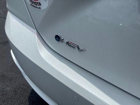 New 2026 Toyota Camry XSE FWD image 29