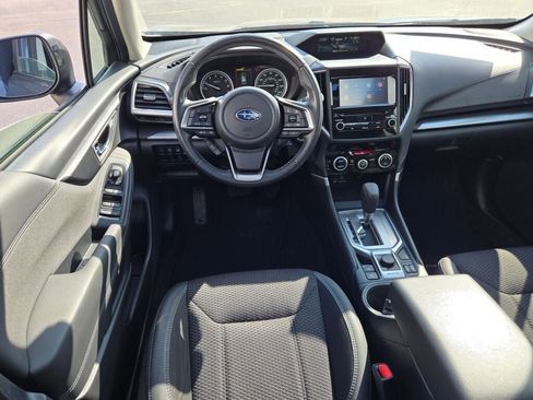 Used 2022 Subaru Forester Premium image 17