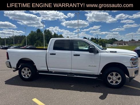 Used 2026 RAM 2500 Big Horn AWD/4WD image 9