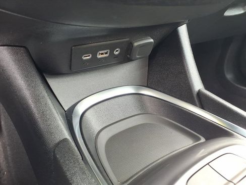 Used 2025 Chevrolet Malibu LT FWD image 12