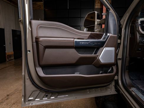 Used 2026 Ford F350 King Ranch w/ Chrome Package image 36