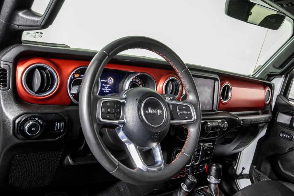 Used 2023 Jeep Wrangler Unlimited Rubicon AWD/4WD image 18