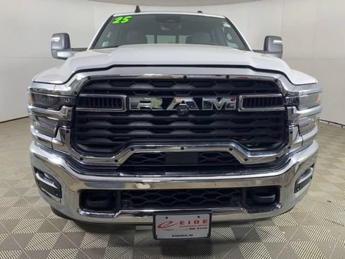 Used 2025 RAM 3500 Big Horn AWD/4WD image 9
