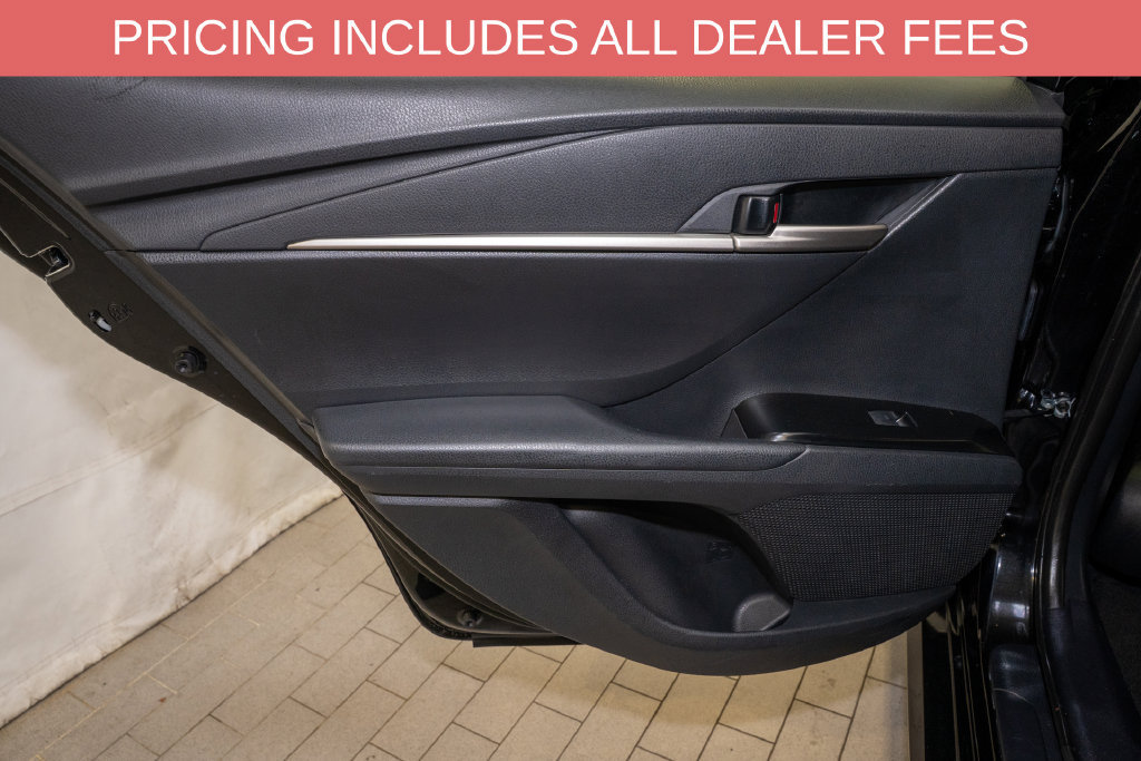 Used 2025 Toyota Camry LE w/ Convenience Package AWD/4WD image 9