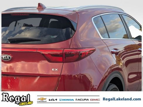 Used 2017 Kia Sportage EX image 7
