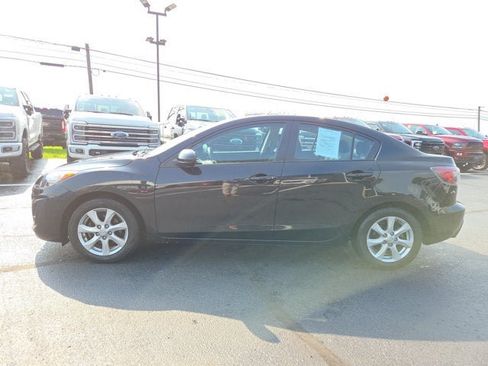 Used 2011 MAZDA MAZDA3 i Touring FWD image 3