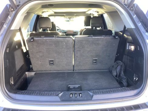 Used 2020 Ford Explorer Limited w/ Class III Trailer Tow Package image 4