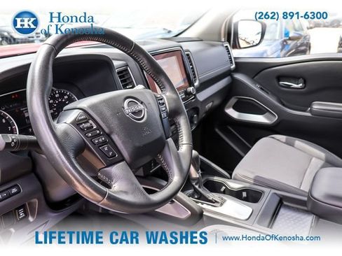 Used 2023 Nissan Frontier SV w/ SV Convenience Package AWD/4WD image 10