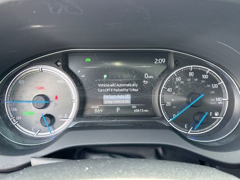 Used 2022 Toyota Venza Limited w/ Advanced Technology Package image 27