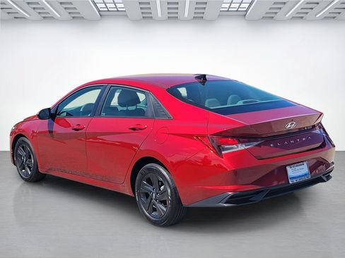 Certified 2023 Hyundai Elantra SEL w/ Cargo Package FWD image 6