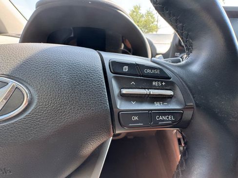 Used 2020 Hyundai Kona Limited AWD/4WD image 17
