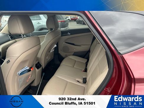 Used 2017 Hyundai Tucson Limited AWD/4WD image 18