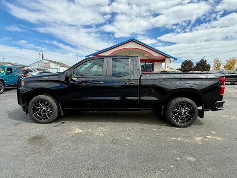 Used 2019 Chevrolet Silverado 1500 W/T w/ WT Fleet Convenience Package AWD/4WD image 2
