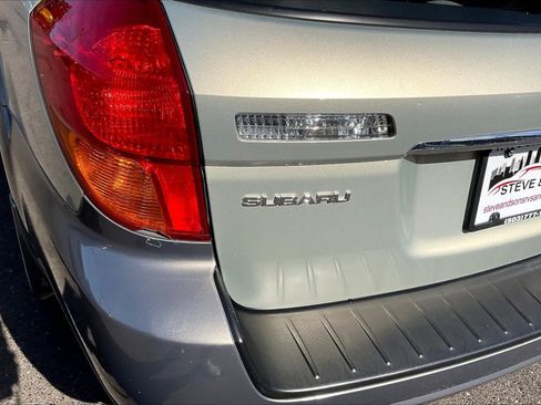 Used 2005 Subaru Outback 2.5i AWD/4WD image 23