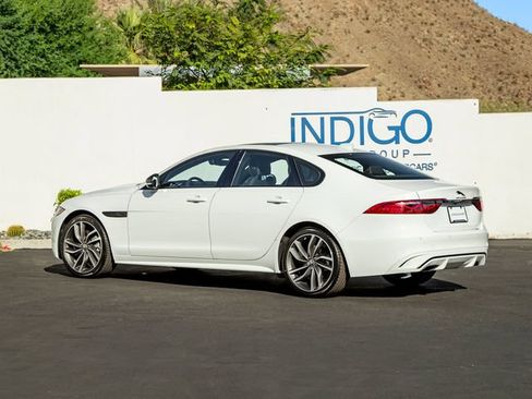 New 2024 Jaguar XF R-Dynamic SE AWD/4WD image 9
