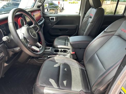 Used 2020 Jeep Wrangler Unlimited Rubicon w/ Dual Top Group AWD/4WD image 19