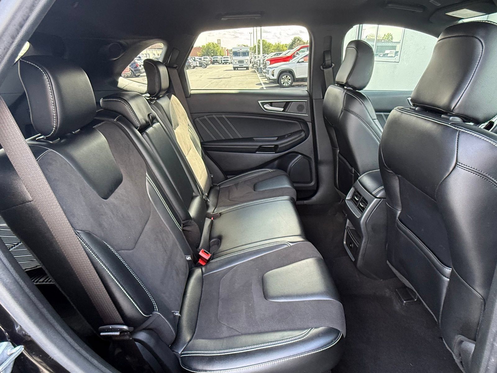 Used 2023 Ford Edge ST AWD/4WD image 14