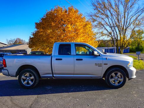 Used 2019 RAM 1500 Express w/ Express Value Package image 2
